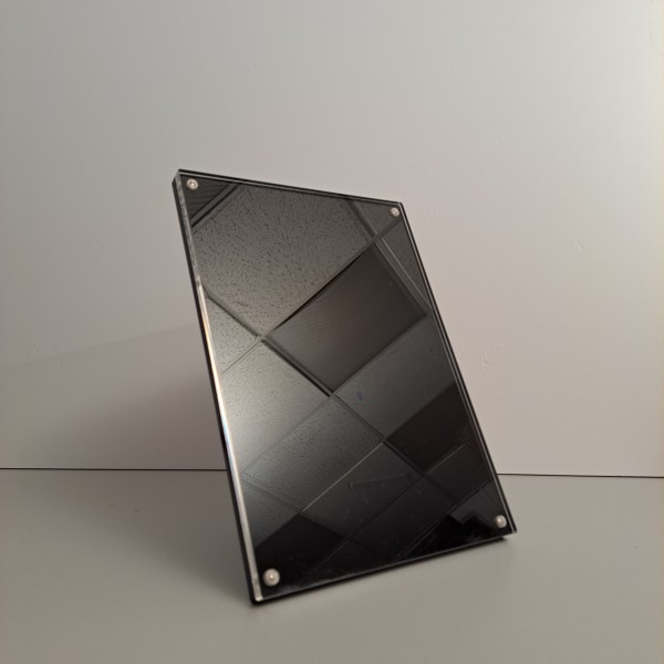 A4 MAGNET FRAME 9