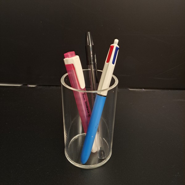 SMALL PEN POT 6