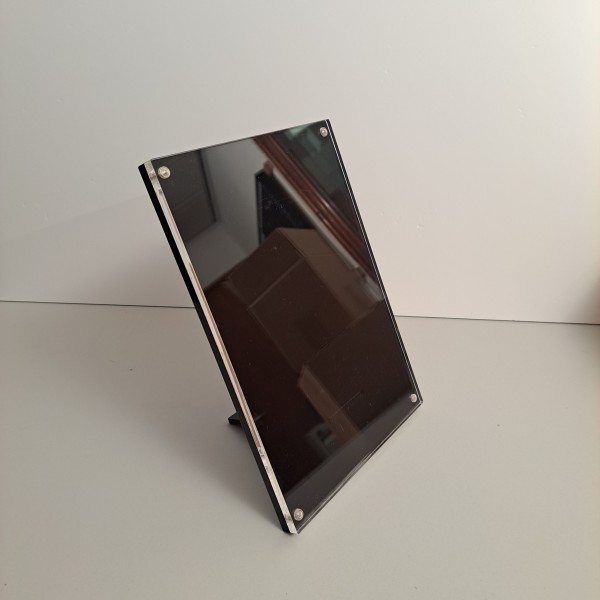 A4 MAGNET FRAME 5